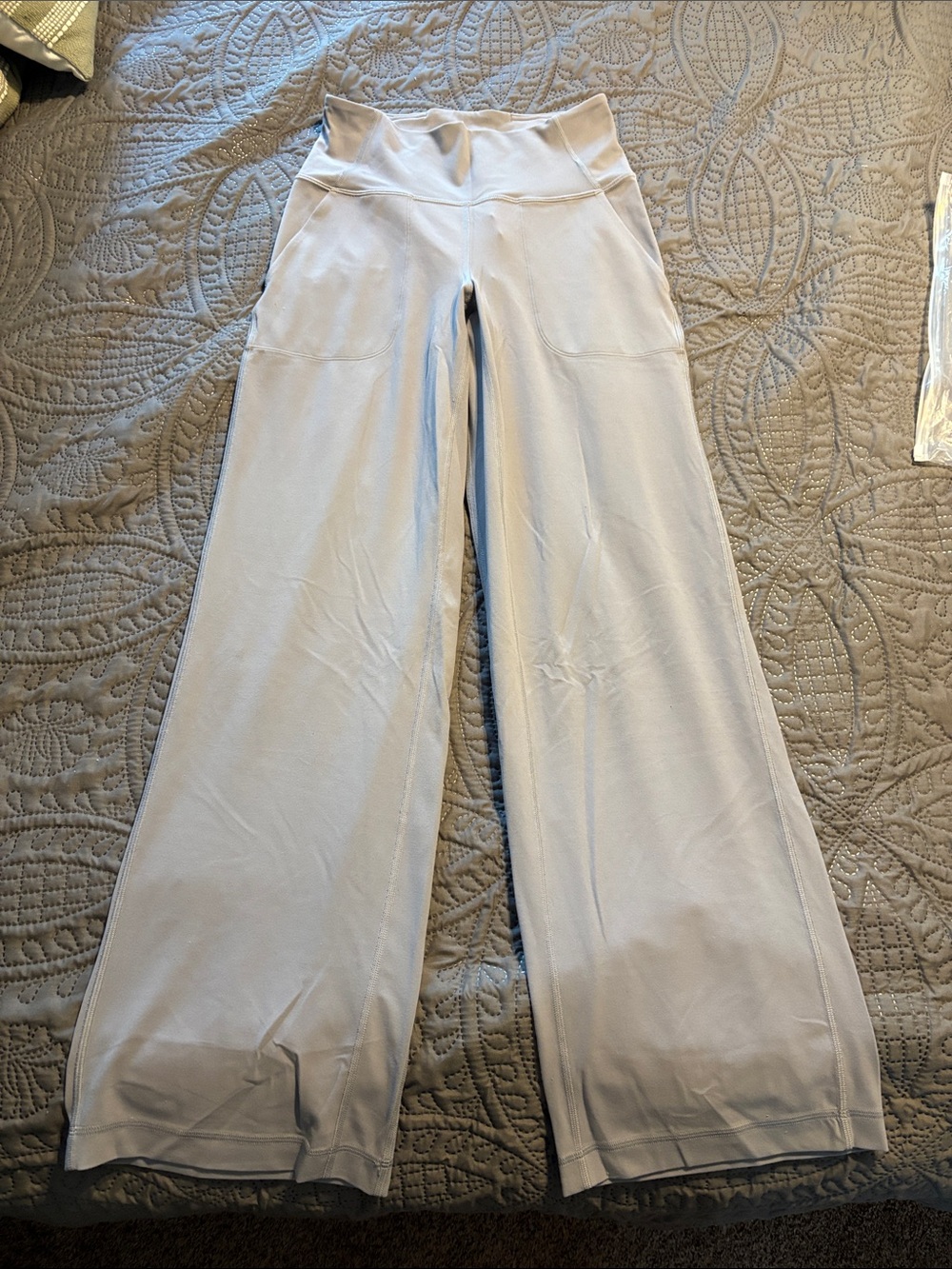 Lululemon Align wide leg *short